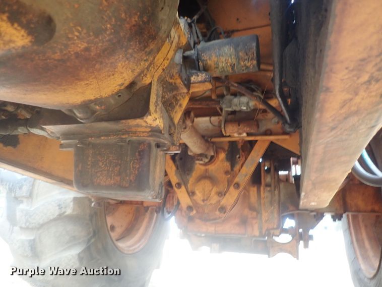 image for item GN9155 Case 480D  industrial tractor