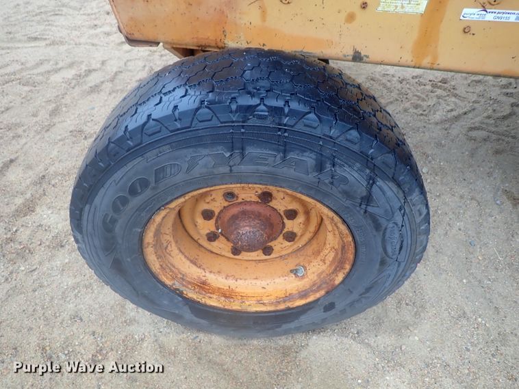 image for item GN9155 Case 480D  industrial tractor