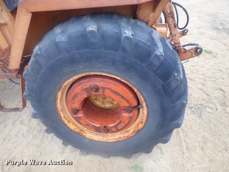 image for item GN9155 Case 480D  industrial tractor