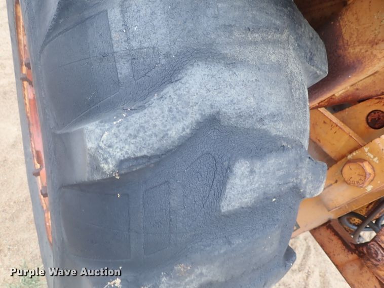 image for item GN9155 Case 480D  industrial tractor