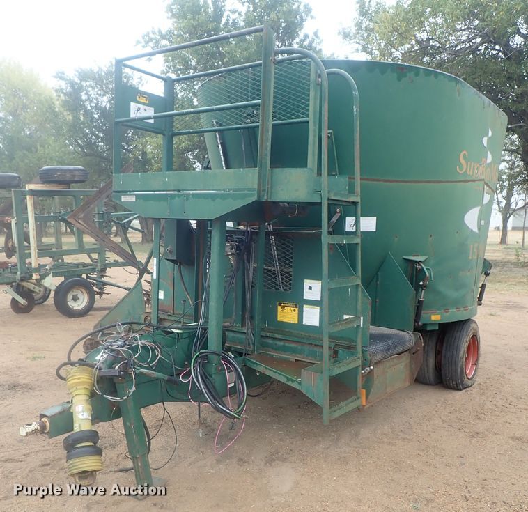 image for item GN9171 Art's Way SupRaMix 1500 Ration feed mixer