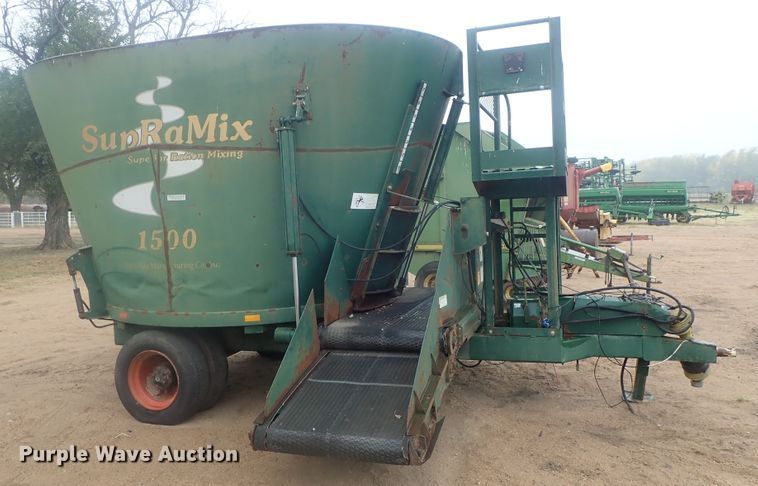 image for item GN9171 Art's Way SupRaMix 1500 Ration feed mixer