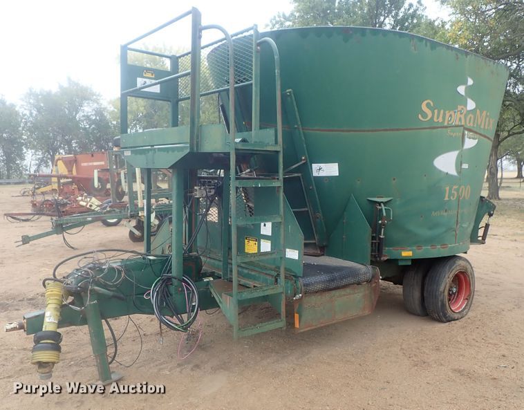 image for item GN9171 Art's Way SupRaMix 1500 Ration feed mixer