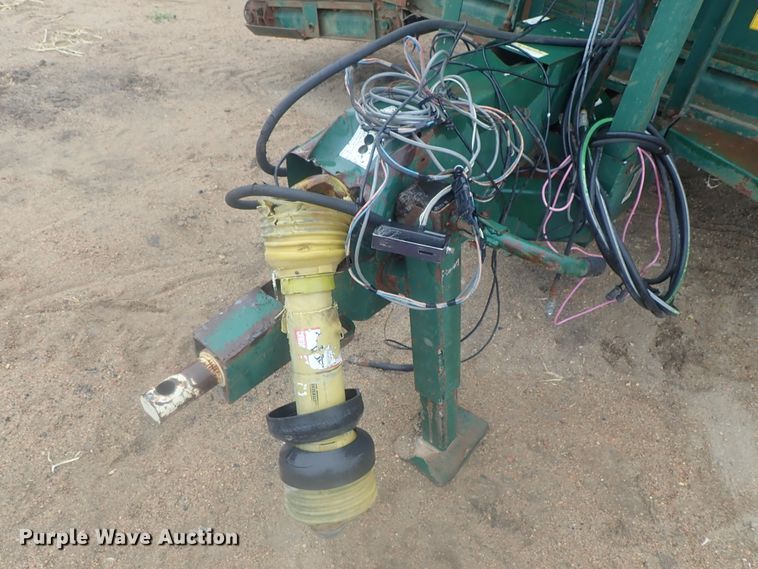 image for item GN9171 Art's Way SupRaMix 1500 Ration feed mixer