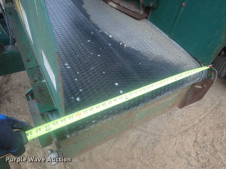 image for item GN9171 Art's Way SupRaMix 1500 Ration feed mixer