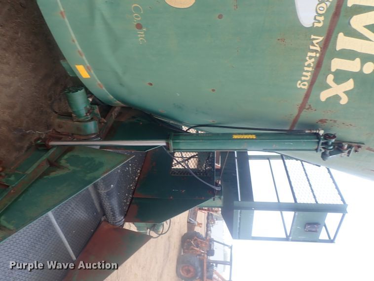 image for item GN9171 Art's Way SupRaMix 1500 Ration feed mixer