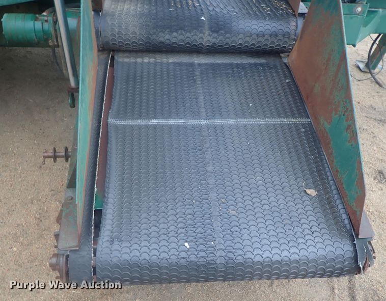 image for item GN9171 Art's Way SupRaMix 1500 Ration feed mixer