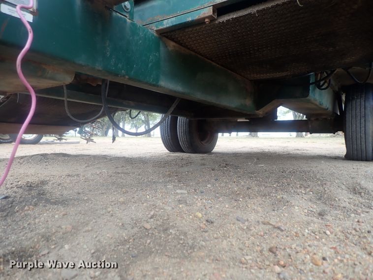 image for item GN9171 Art's Way SupRaMix 1500 Ration feed mixer