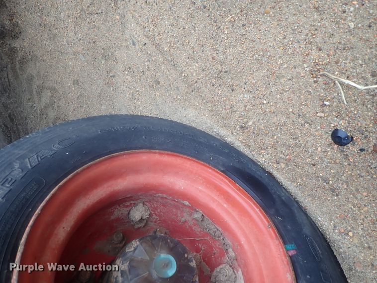 image for item GN9171 Art's Way SupRaMix 1500 Ration feed mixer