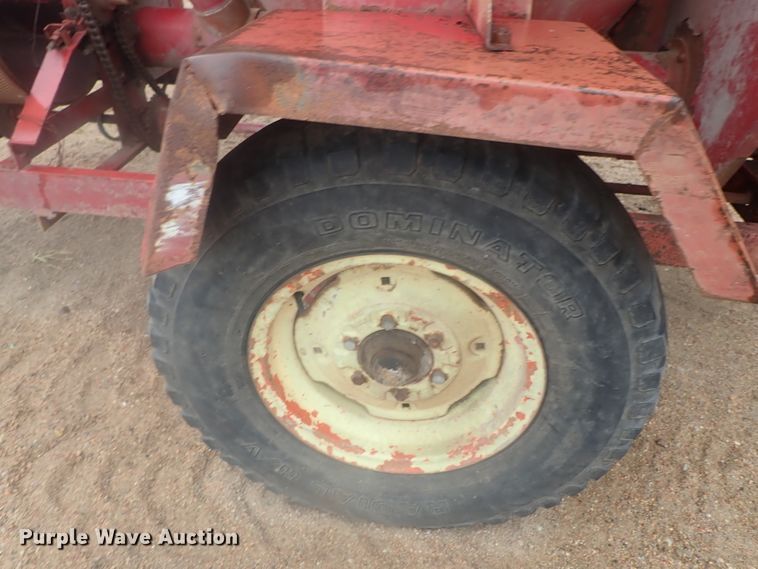 image for item GN9175 Papec 870 feed mixer/grinder