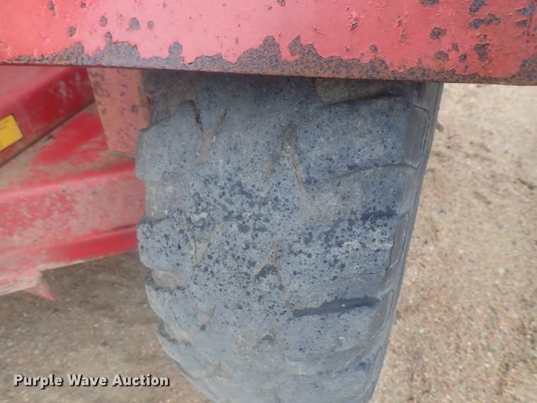 image for item GN9175 Papec 870 feed mixer/grinder