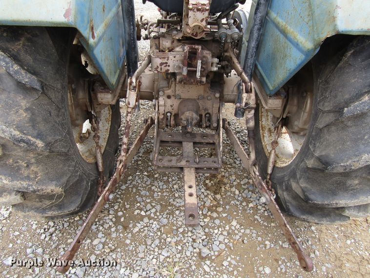 image for item GQ9177 Long 460  tractor