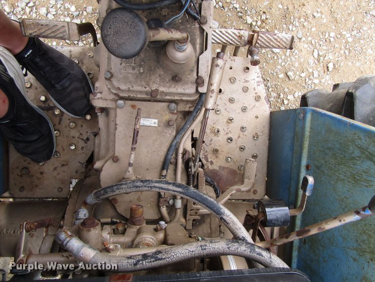 image for item GQ9177 Long 460  tractor