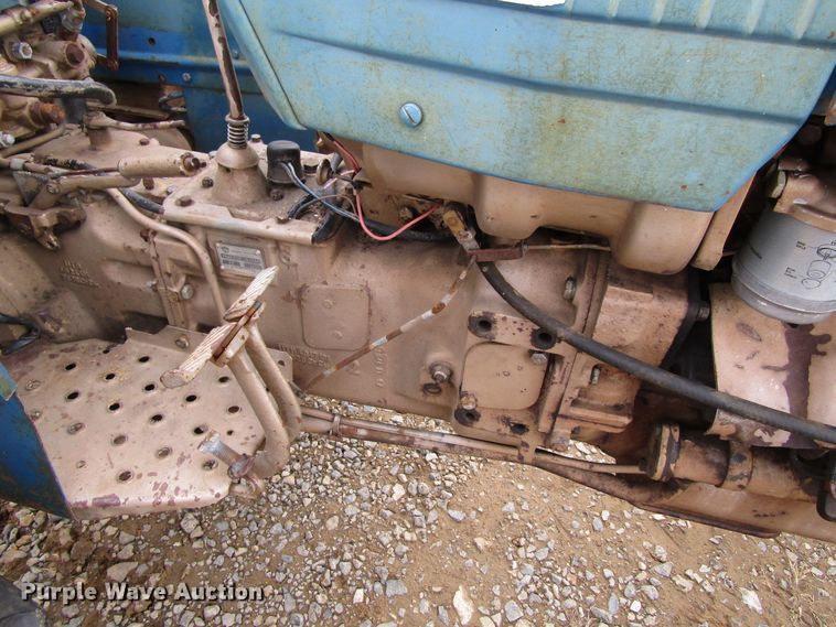 image for item GQ9177 Long 460  tractor