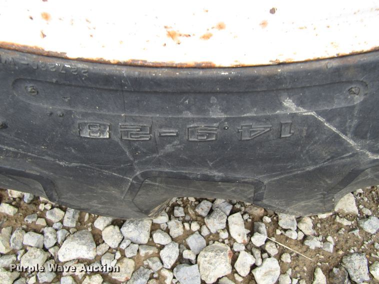 image for item GQ9177 Long 460  tractor