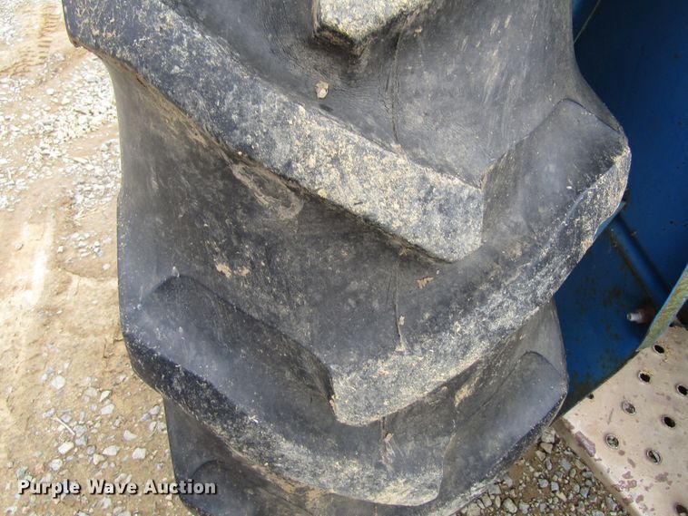 image for item GQ9177 Long 460  tractor