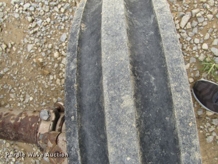 image for item GQ9177 Long 460  tractor