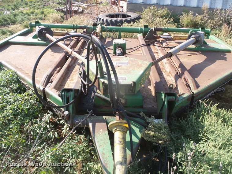 image for item GR9269 John Deere 1517 batwing rotary mower