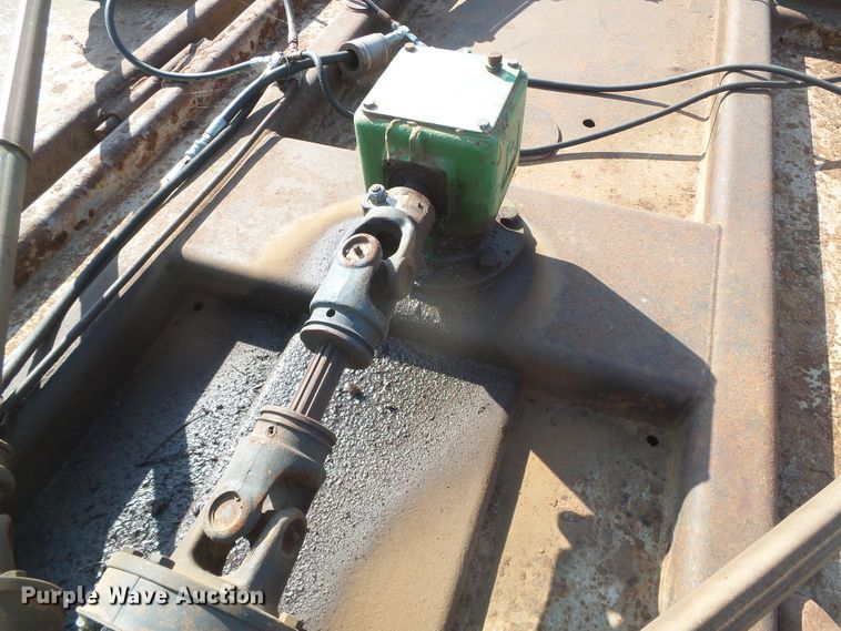 image for item GR9269 John Deere 1517 batwing rotary mower