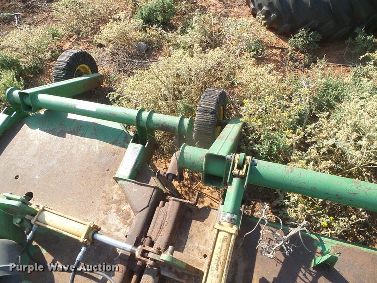 image for item GR9269 John Deere 1517 batwing rotary mower