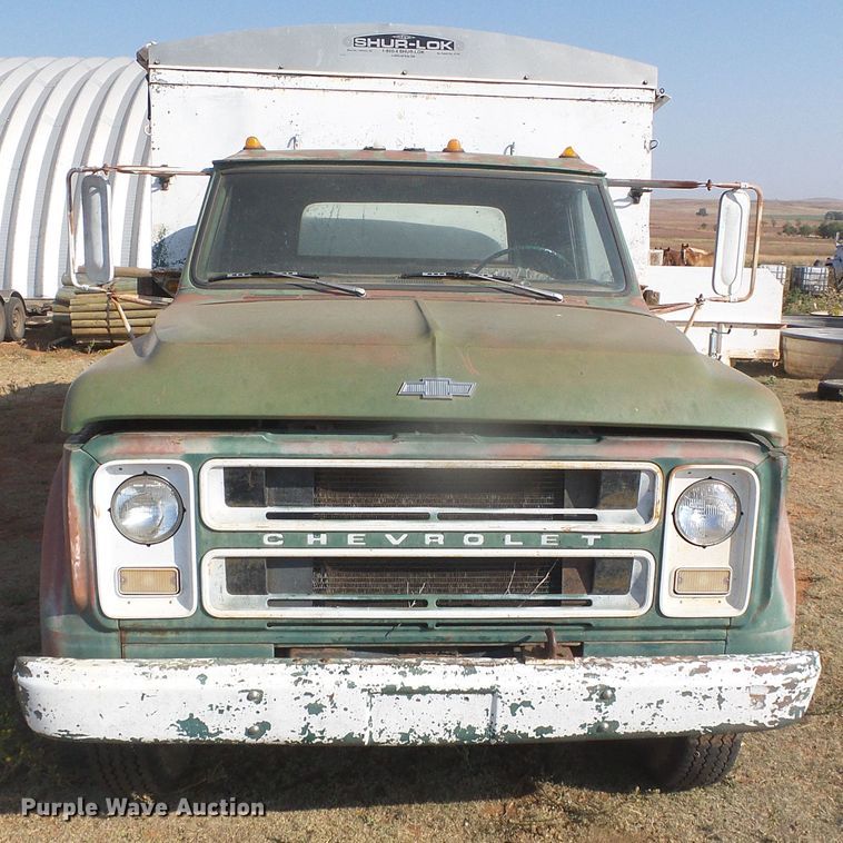 image for item GR9279 Chevrolet C50  grain truck