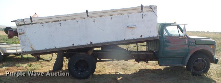 image for item GR9279 Chevrolet C50  grain truck