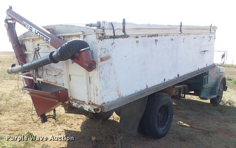 image for item GR9279 Chevrolet C50  grain truck