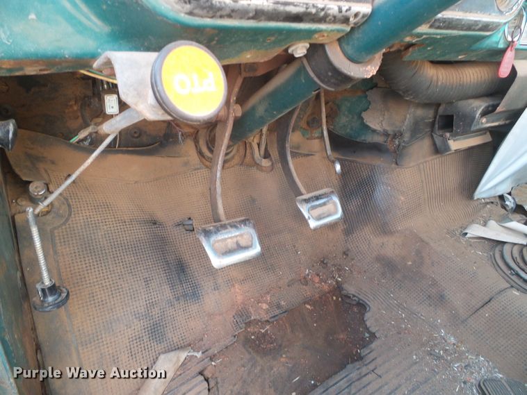 image for item GR9279 Chevrolet C50  grain truck