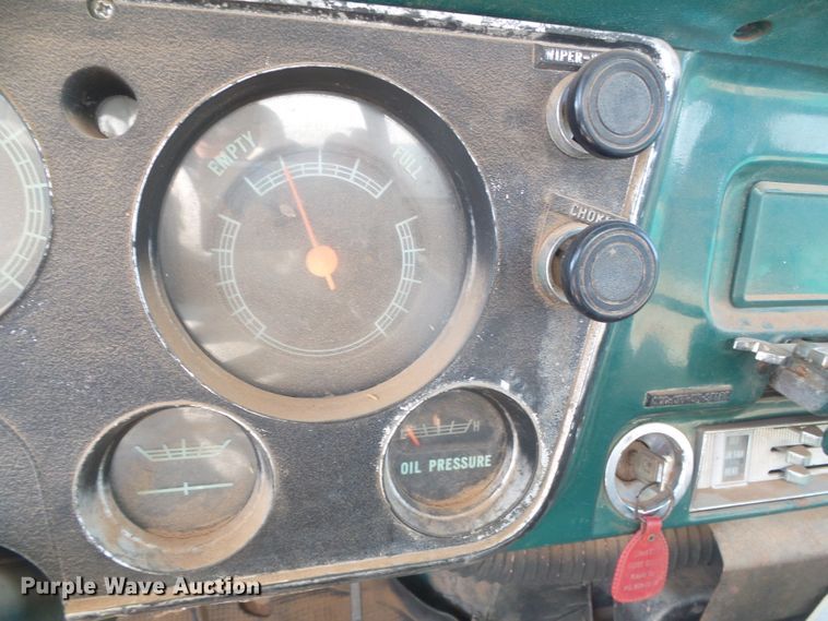 image for item GR9279 Chevrolet C50  grain truck