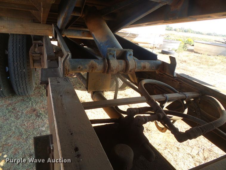 image for item GR9279 Chevrolet C50  grain truck