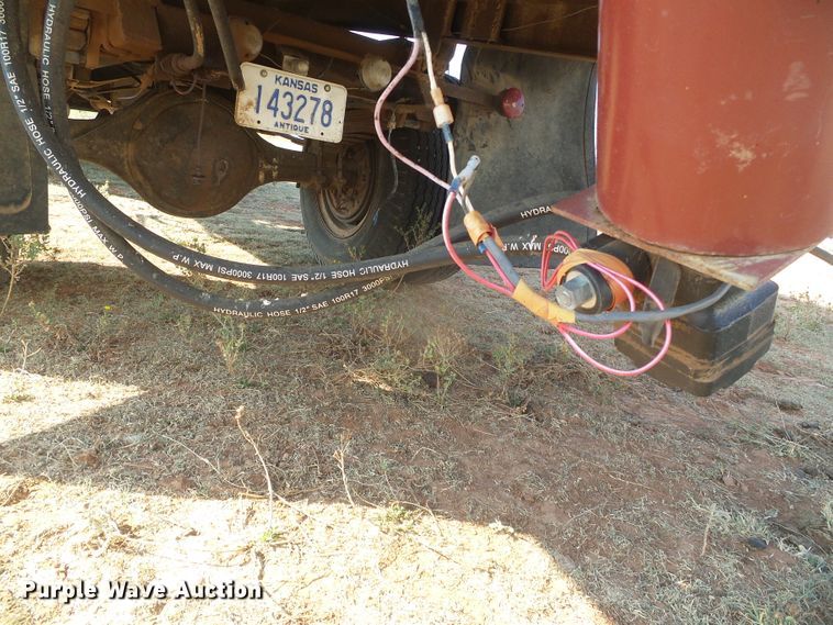 image for item GR9279 Chevrolet C50  grain truck