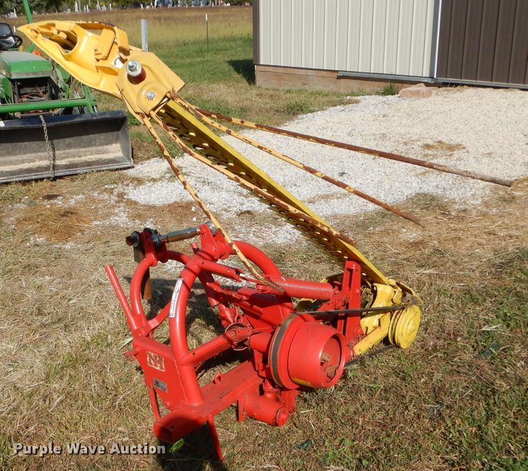 image for item HF9030 New Holland 450 sickle mower