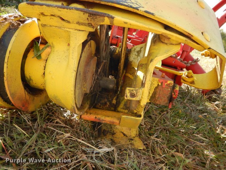 image for item HF9030 New Holland 450 sickle mower