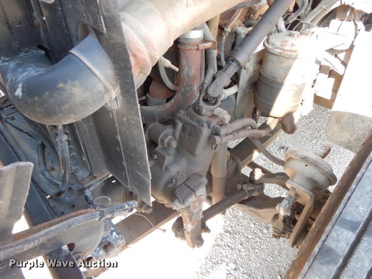 image for item HJ9735 1987 White WCM  fertilizer delivery truck