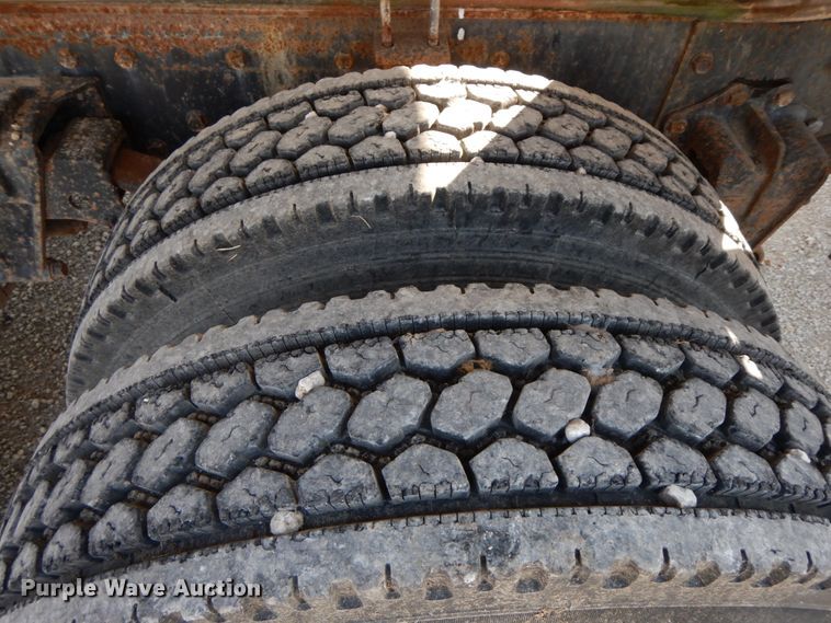 image for item HJ9735 1987 White WCM  fertilizer delivery truck