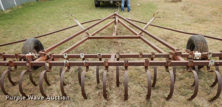 image for item HN9300 Spring tooth harrow