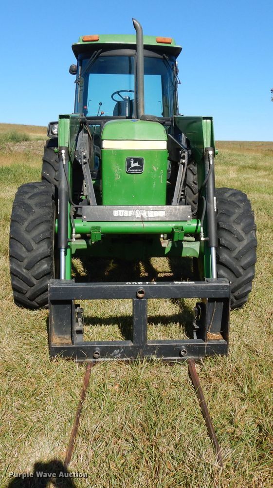 image for item HN9306 1988 John Deere 2955  MFWD tractor