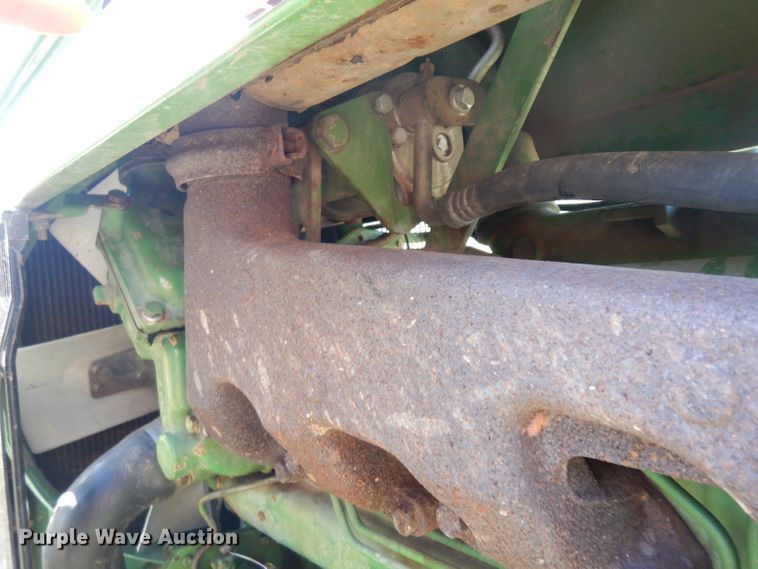 image for item HN9306 1988 John Deere 2955  MFWD tractor