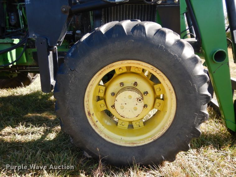 image for item HN9306 1988 John Deere 2955  MFWD tractor