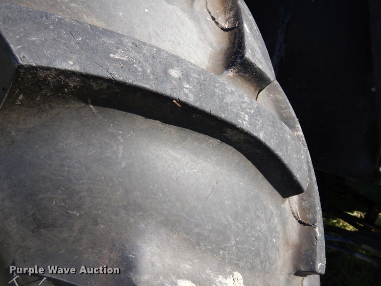 image for item HN9306 1988 John Deere 2955  MFWD tractor