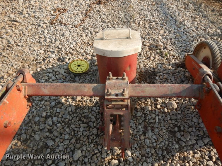 image for item HN9357 Two row planter
