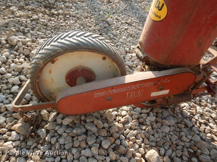 image for item HN9357 Two row planter