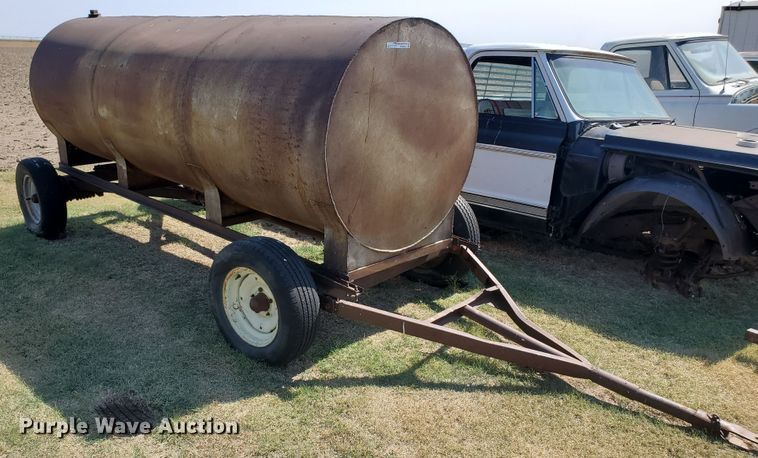 image for item HO9663 Fuel tank trailer