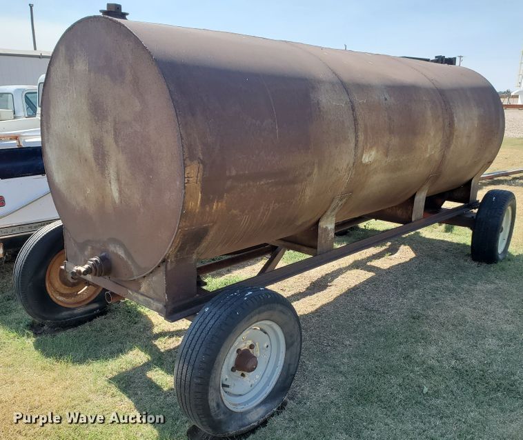 image for item HO9663 Fuel tank trailer