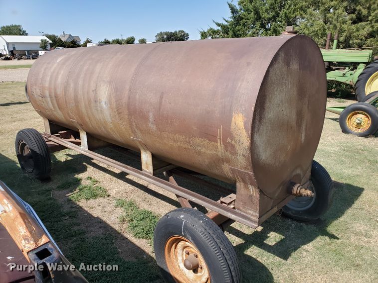 image for item HO9663 Fuel tank trailer