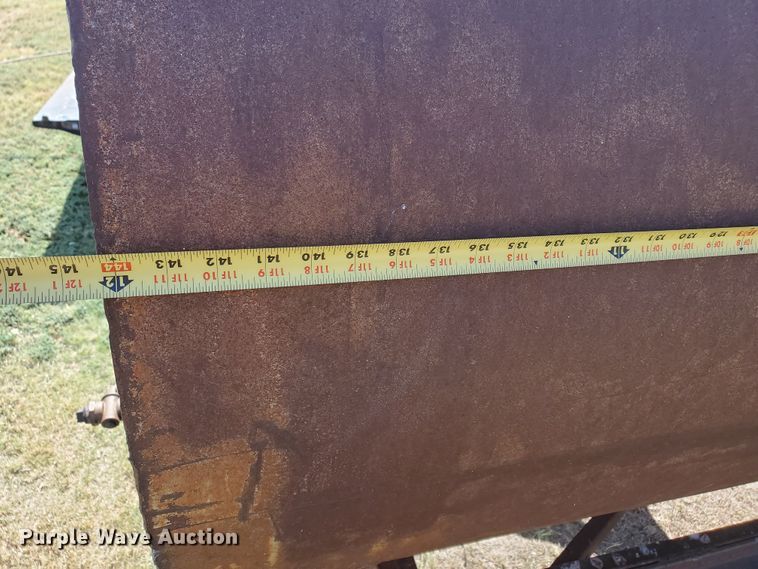 image for item HO9663 Fuel tank trailer