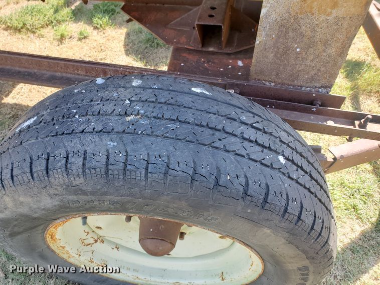 image for item HO9663 Fuel tank trailer