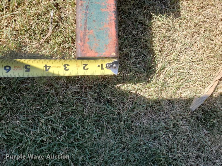 image for item HO9664 (3) steel square bars