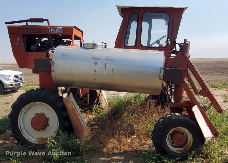 image for item HO9671 Hagie 640 Hi-Tractor applicator