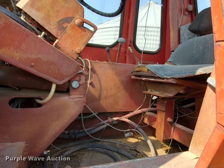 image for item HO9671 Hagie 640 Hi-Tractor applicator